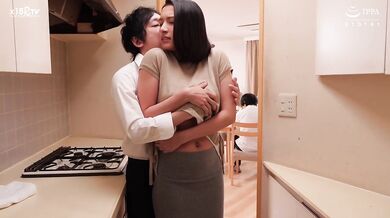 【中文字幕】母亲被儿子的朋友延续不断地犯下性欲爆発的少年所犯下的罪行──神嶋爱蜜莉